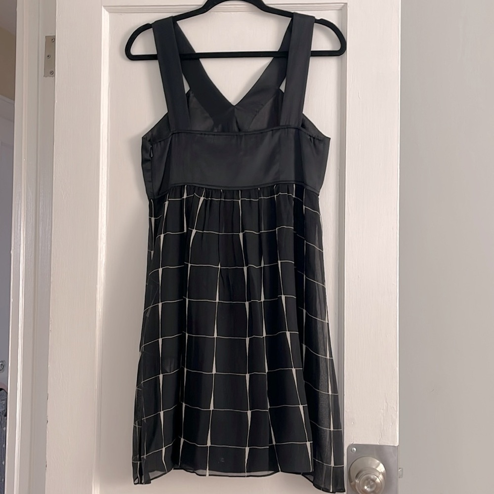 Express Dress - Picture 2 of 7